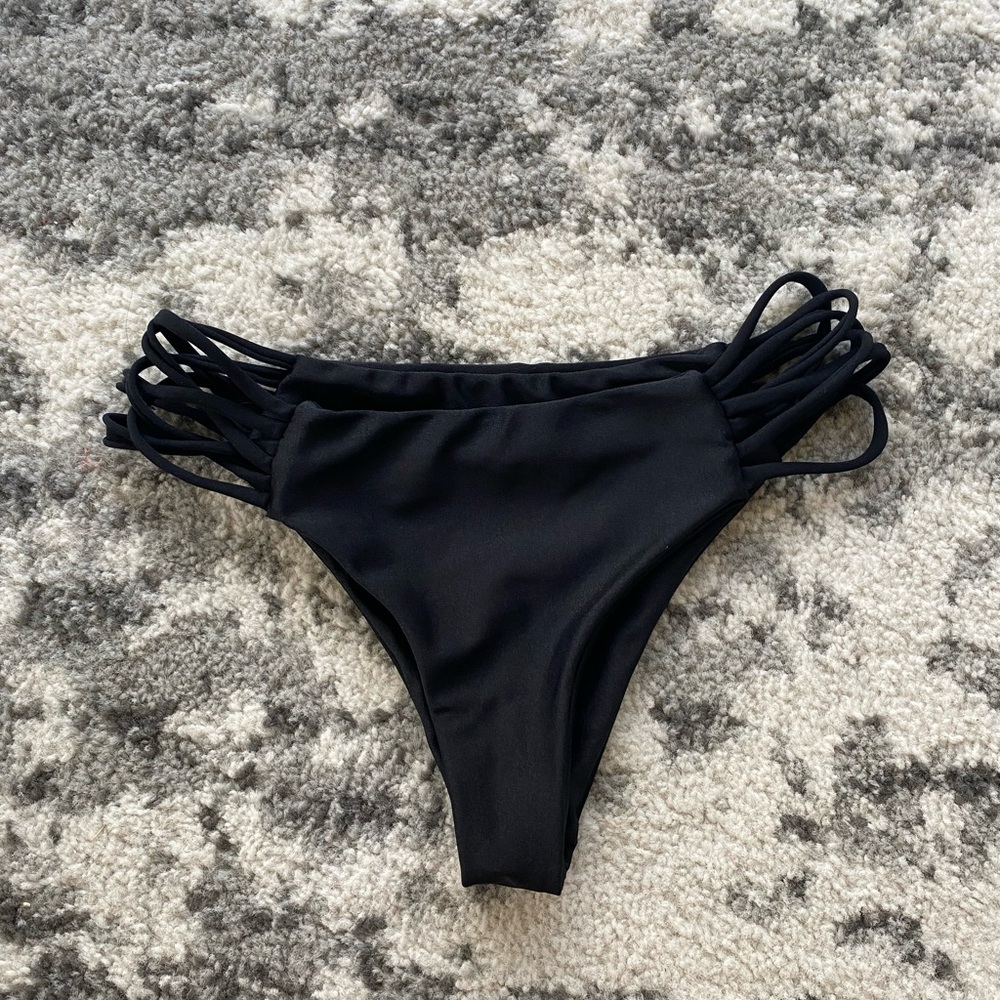 Black bikini bottom